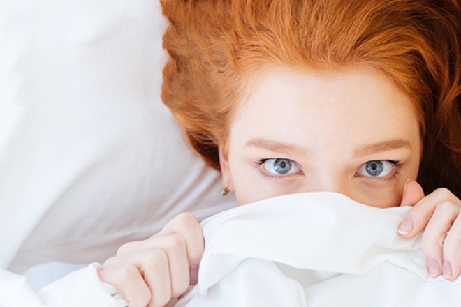 Perché è così difficile riuscire a dormire bene in un posto nuovo?