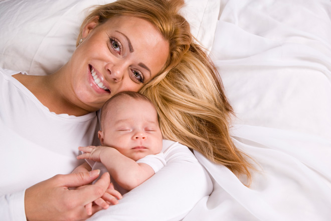 La nascita di un figlio comporta una perdita di sonno per i genitori 