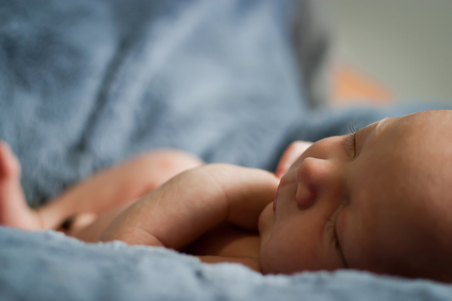 Neonati: ecco gli straordinari effetti benefici del sonno sullo sviluppo cerebrale del tuo bimbo!